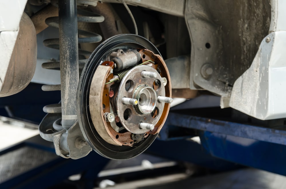 Disc Brakes vs Drum Brakes